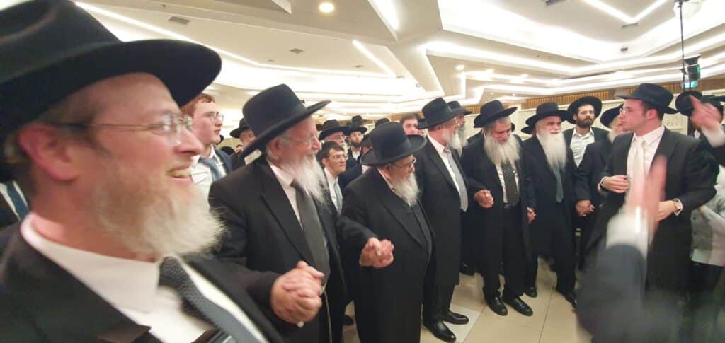 חתונת גדולי ישראל: נכד חבר המועצת עם נכדת הגאב"ד