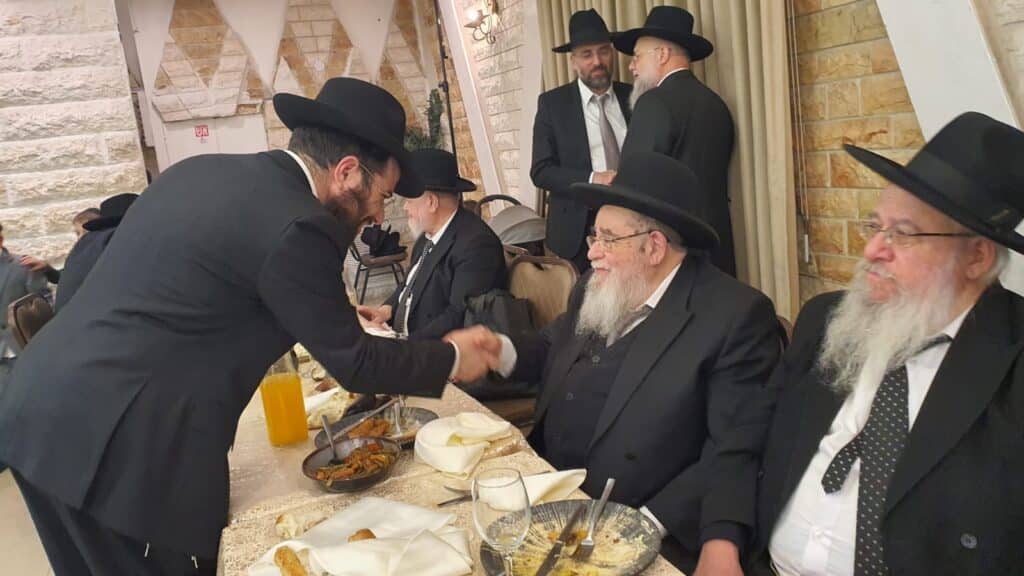 חתונת גדולי ישראל: נכד חבר המועצת עם נכדת הגאב"ד