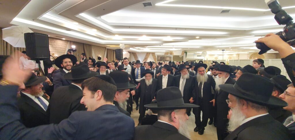 חתונת גדולי ישראל: נכד חבר המועצת עם נכדת הגאב"ד