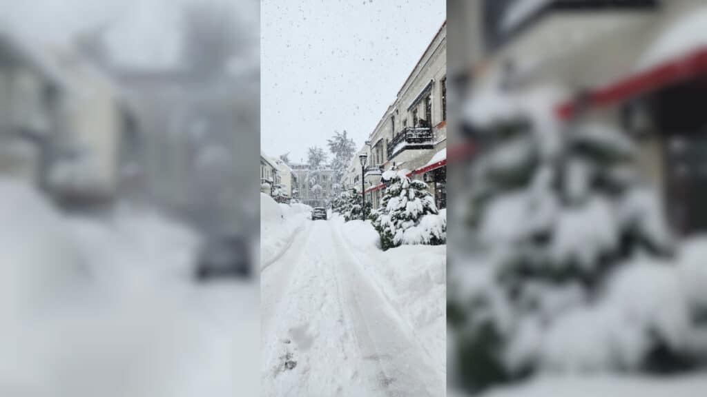 סופה חריגה בבטומי - עשרות ישראלים נתקעו ללא יכולת לשוב
