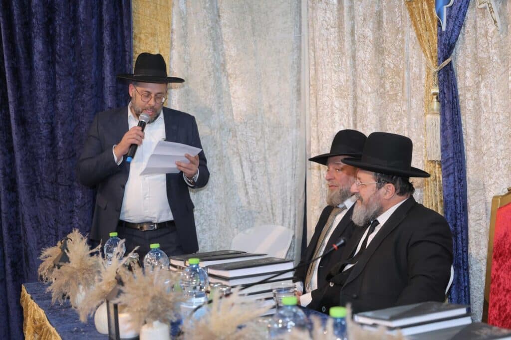 במעמד הראשל"צ: ב'תפארת התלמוד' חגגו מסיבת חומש