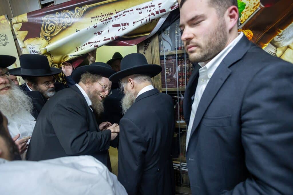 לראשונה: מאפיית מצות הוקמה בחדר הלימוד של המשגיח