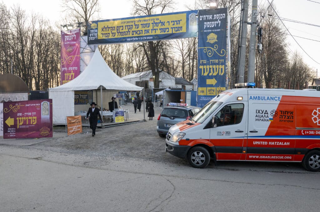 "אדרבה תן בליבנו" רבבות בהילולת ר' אלימלך מליז'נסק זיע"א