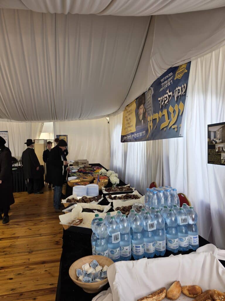 "אדרבה תן בליבנו" רבבות בהילולת ר' אלימלך מליז'נסק זיע"א