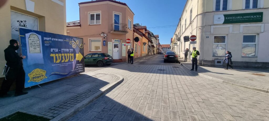 "אדרבה תן בליבנו" רבבות בהילולת ר' אלימלך מליז'נסק זיע"א