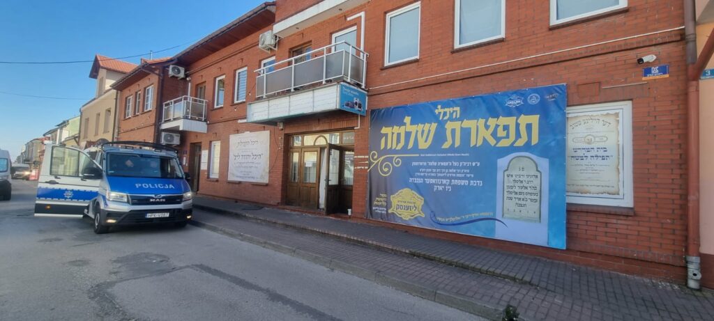 "אדרבה תן בליבנו" רבבות בהילולת ר' אלימלך מליז'נסק זיע"א