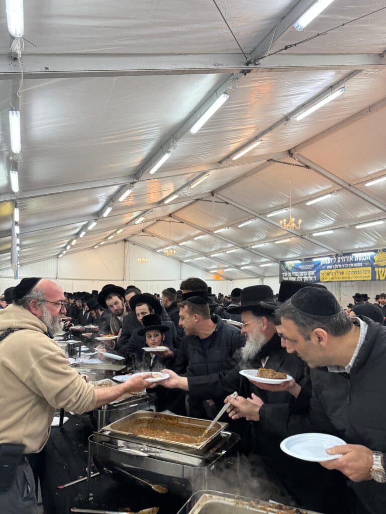 "אדרבה תן בליבנו" רבבות בהילולת ר' אלימלך מליז'נסק זיע"א