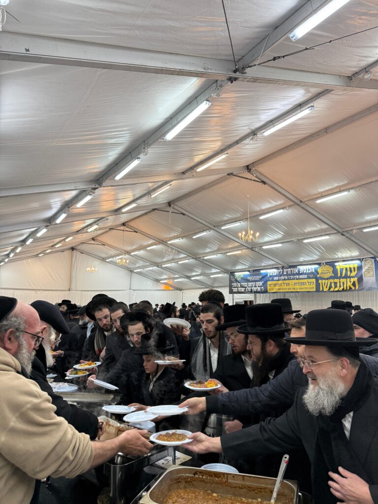 "אדרבה תן בליבנו" רבבות בהילולת ר' אלימלך מליז'נסק זיע"א