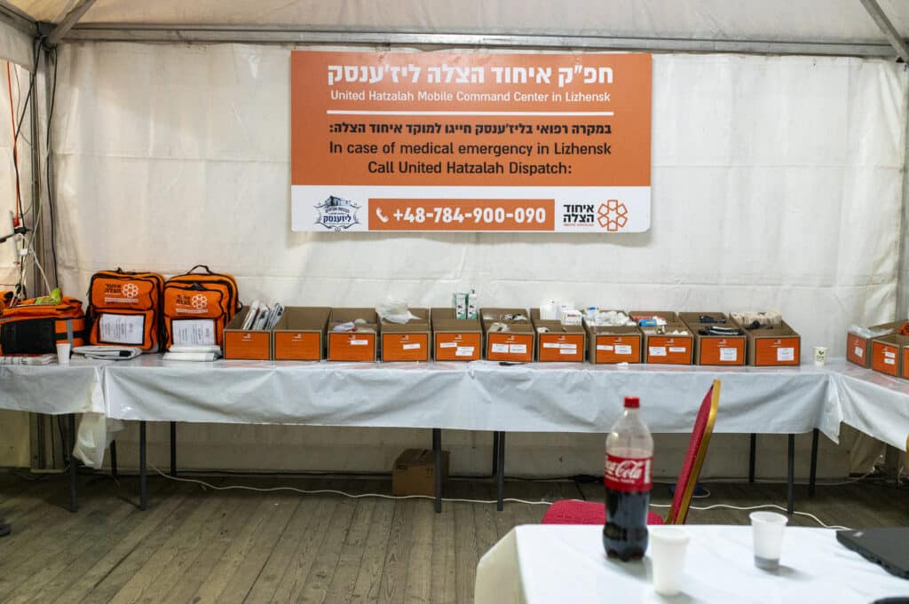 "אדרבה תן בליבנו" רבבות בהילולת ר' אלימלך מליז'נסק זיע"א