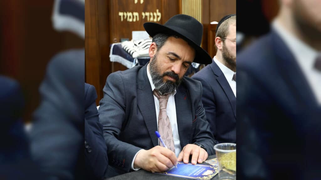 גלריה: בני התורה בשכונת הדר בחיפה החלו בכתיבת ספר תורה