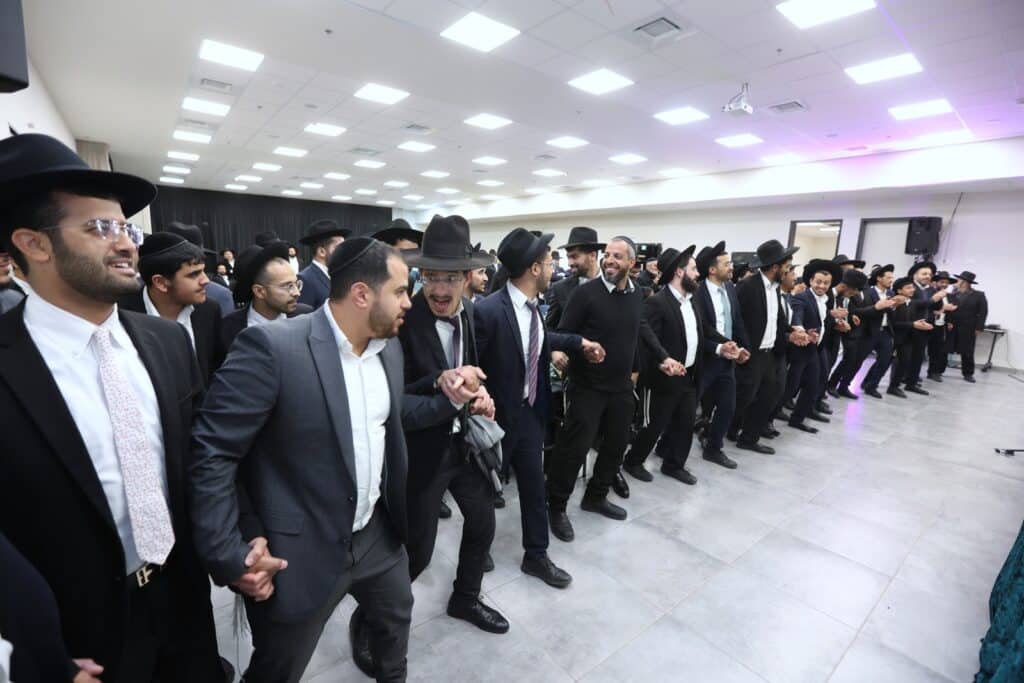 בבית שמש הכתירו רב לקהילת בני התורה התימנית ברמה ד'