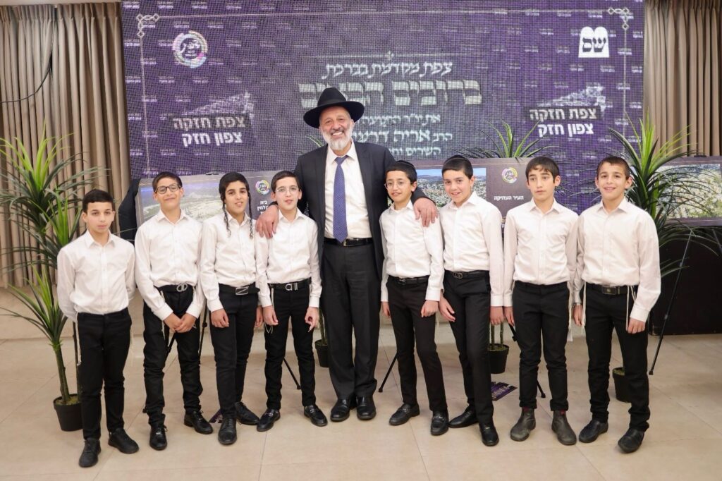 דרעי חשף: כך נלחמתי בליל התקציב מול פקידי האוצר דרעי חשף: כך נלחמתי בליל התקציב מול פקידי האוצר