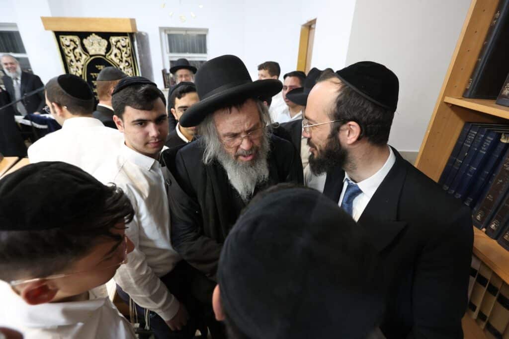 חבר המועצת: "בן תורה שרוצה אהבת תורה, צריך להרגיש כי הם חיינו" חבר המועצת: "בן תורה שרוצה אהבת תורה, צריך להרגיש כי הם חיינו"