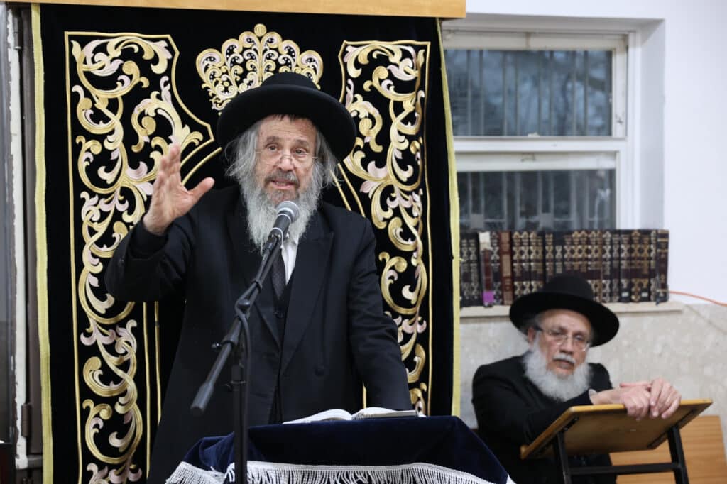 חבר המועצת: "בן תורה שרוצה אהבת תורה, צריך להרגיש כי הם חיינו" חבר המועצת: "בן תורה שרוצה אהבת תורה, צריך להרגיש כי הם חיינו"