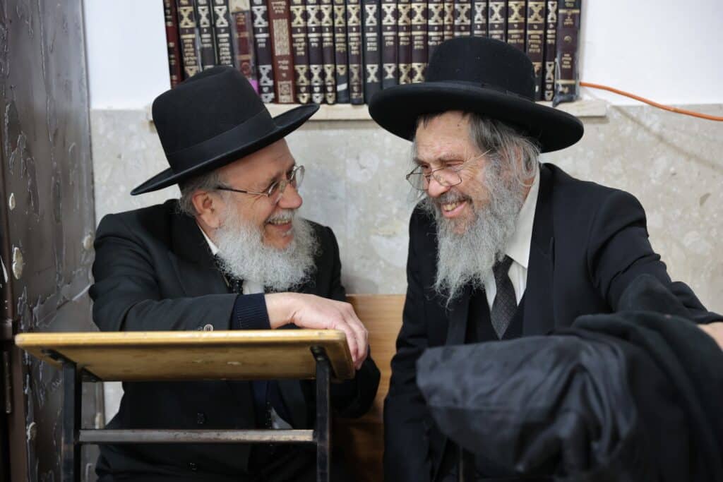 חבר המועצת: "בן תורה שרוצה אהבת תורה, צריך להרגיש כי הם חיינו" חבר המועצת: "בן תורה שרוצה אהבת תורה, צריך להרגיש כי הם חיינו"