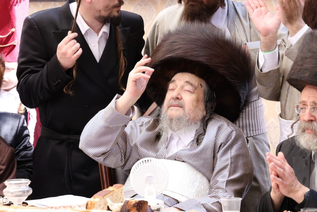 גלריה: אלפים במשתה היין של זקן רבני ברסלב הגרי"מ שכטר