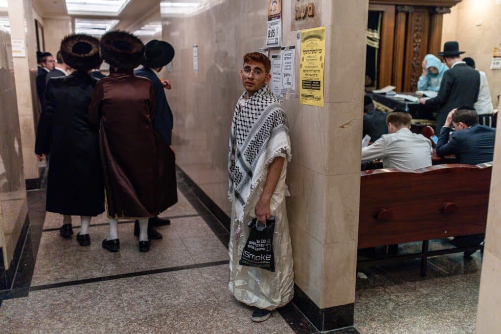 בעין המצלמה: הצלמים תיעדו את חג הפורים בבני ברק