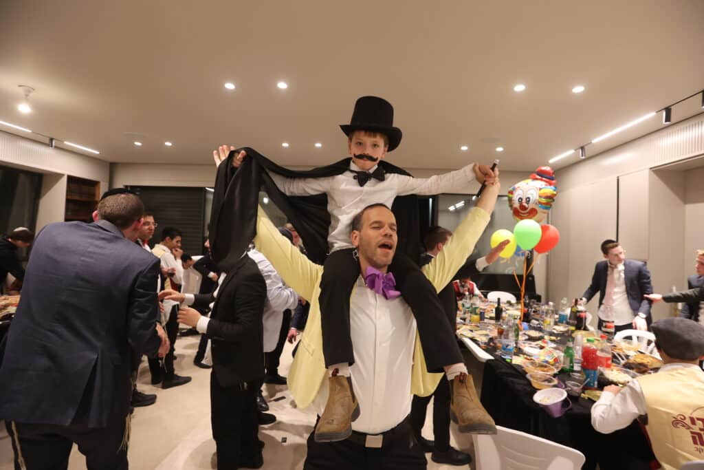 הראיס של בית שמש חגג פורים: כולם באו לשמוח