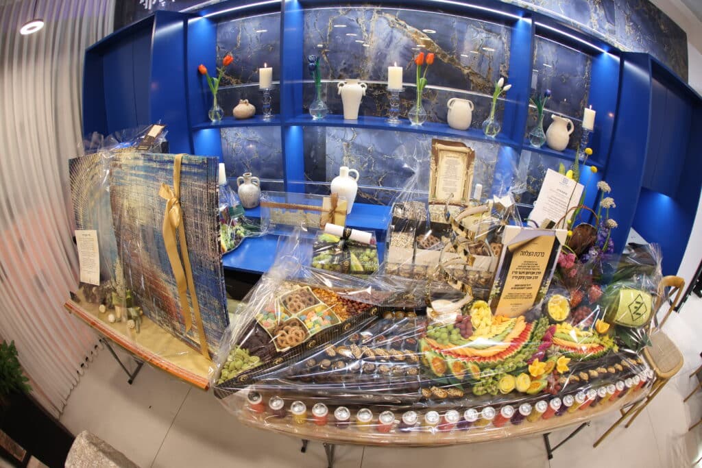 עורכי הדין אהרן פינק ואברהם זינגר חנכו את המשרדים החדשים בירושלים