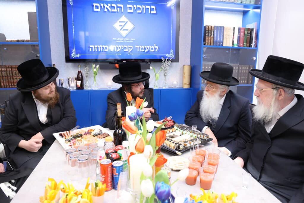 עורכי הדין אהרן פינק ואברהם זינגר חנכו את המשרדים החדשים בירושלים