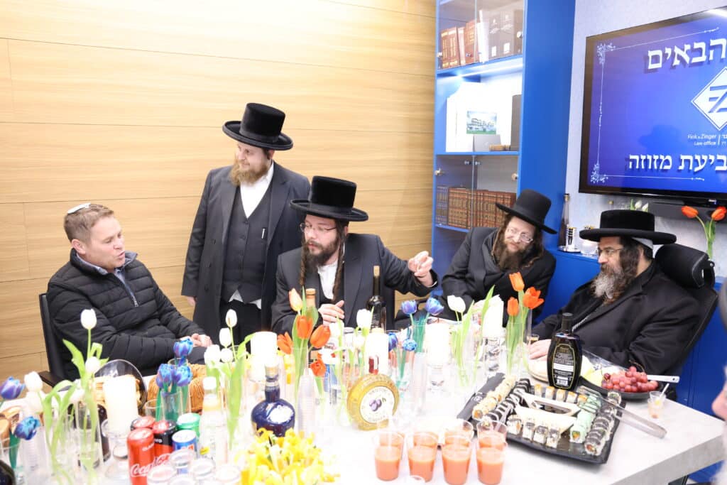 עורכי הדין אהרן פינק ואברהם זינגר חנכו את המשרדים החדשים בירושלים