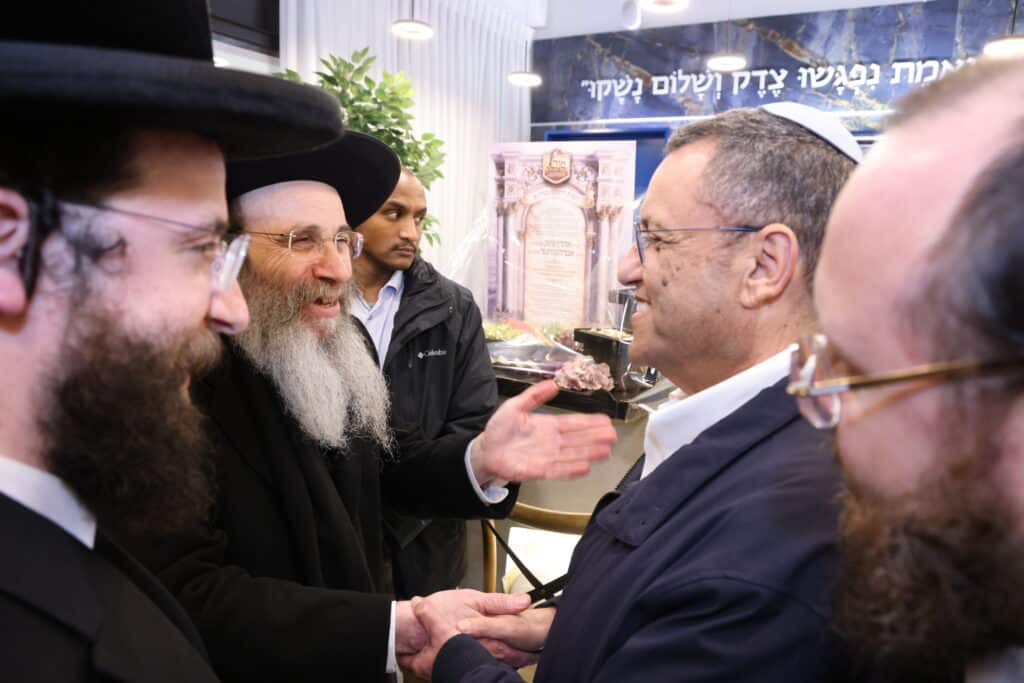 עורכי הדין אהרן פינק ואברהם זינגר חנכו את המשרדים החדשים בירושלים