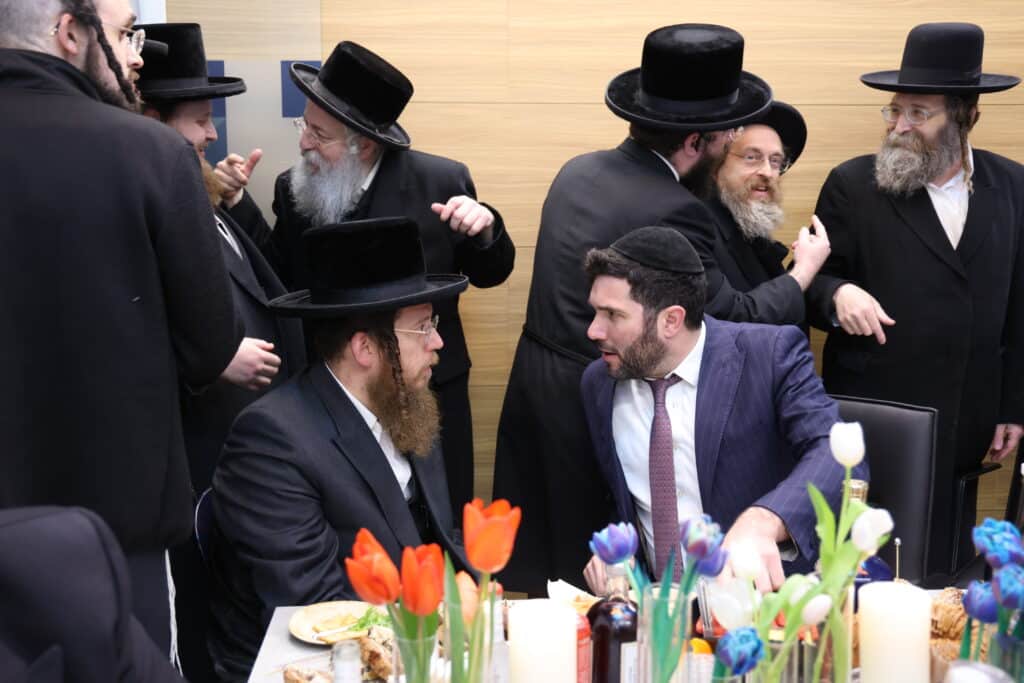 עורכי הדין אהרן פינק ואברהם זינגר חנכו את המשרדים החדשים בירושלים