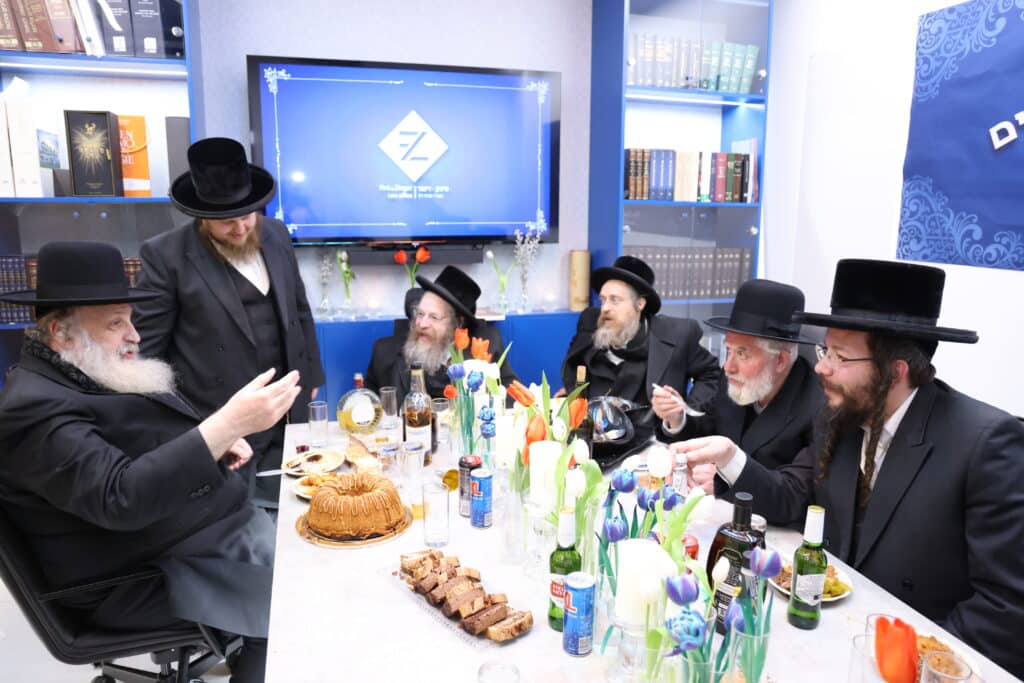 עורכי הדין אהרן פינק ואברהם זינגר חנכו את המשרדים החדשים בירושלים