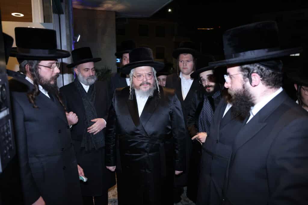 עורכי הדין אהרן פינק ואברהם זינגר חנכו את המשרדים החדשים בירושלים