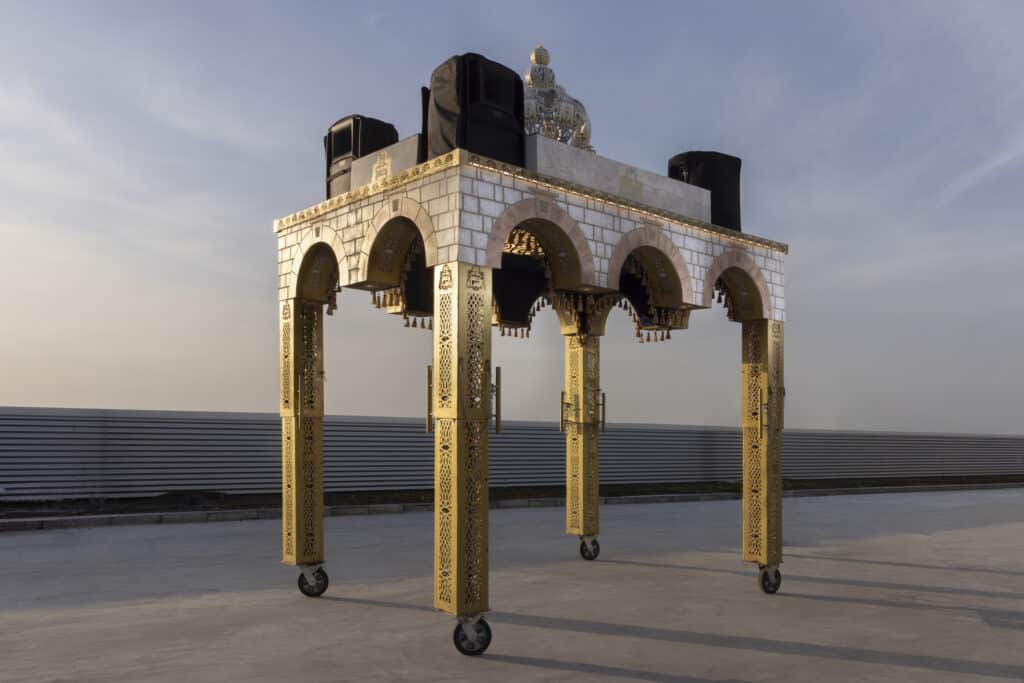 תּוֹרָה רוֹיְס - תְּנוּ כָּבוֹד לַתּוֹרָה