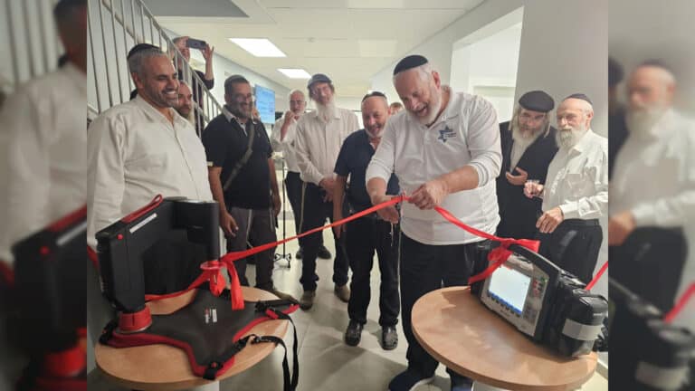 יש זוכה מאושר בהגרלת דירת היוקרה בירושלים של קרן עם ישראל חי