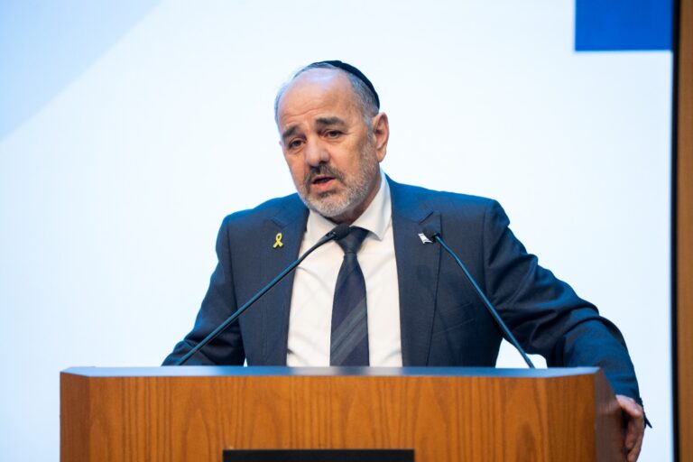 מרגי לעובדים הסוציאליים: "התייצבתם ראשונים למשימה"