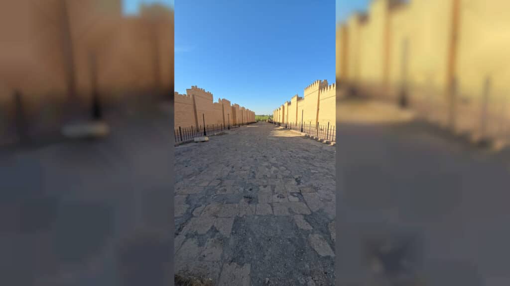 סוכן הנסיעות הישראלי במסע בארצות אוייב | ריאיון נועז