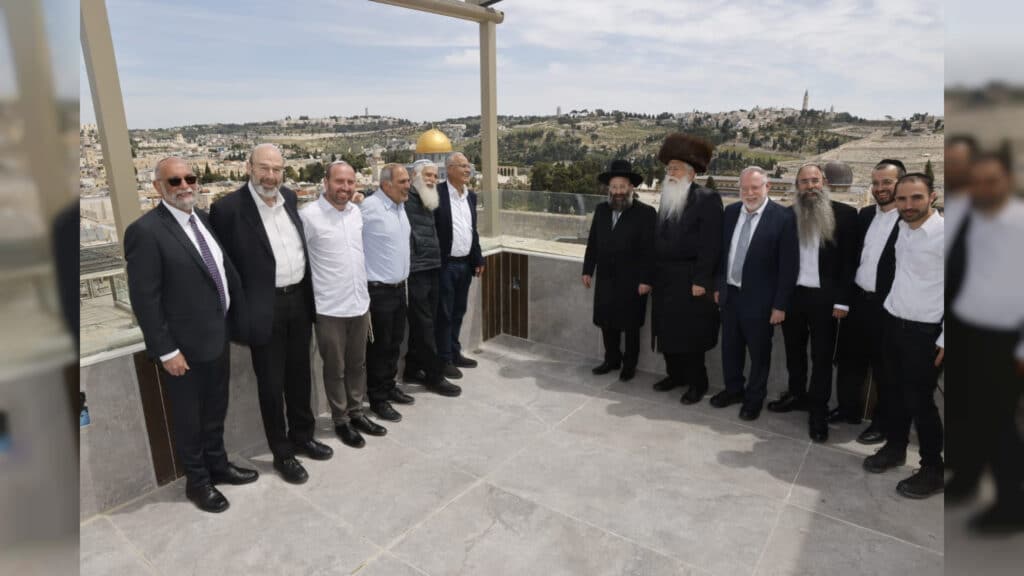 גג ישיבת הכותל המערבי נחנך עם תצפית ומעלית להנגשה