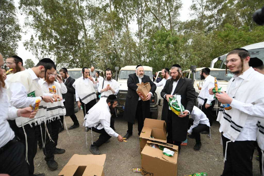 90 אוטובוסים הובילו 5,000 בחורי ישיבות מביתר עילית לצפון
