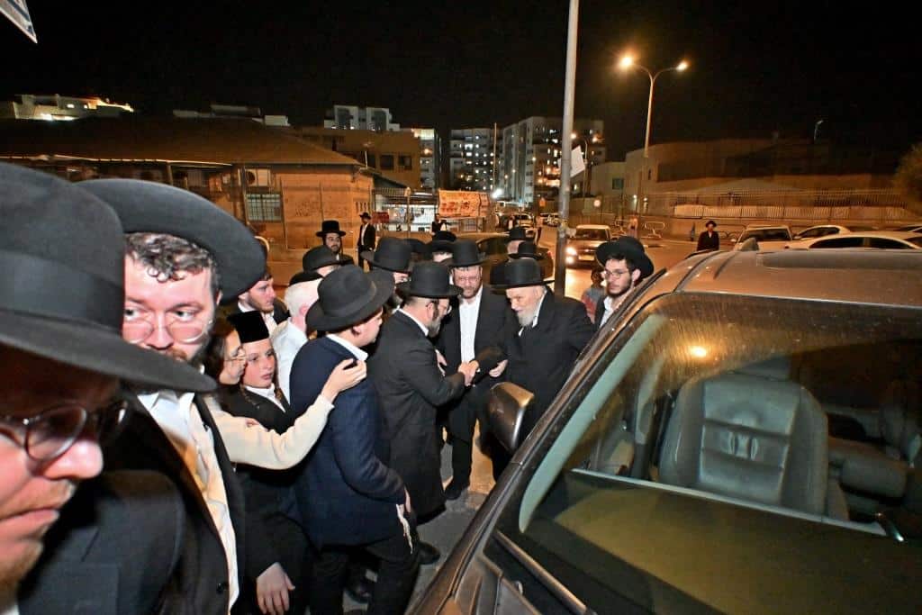 מרן הגרמ"ה הירש חיזק את בחורי ישיבות 'בין הזמנים'