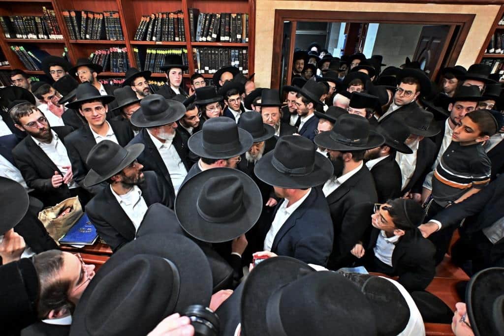 מרן הגרמ"ה הירש חיזק את בחורי ישיבות 'בין הזמנים'