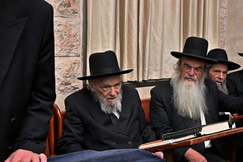 מרן הגרמ"ה הירש חיזק את בחורי ישיבות 'בין הזמנים'