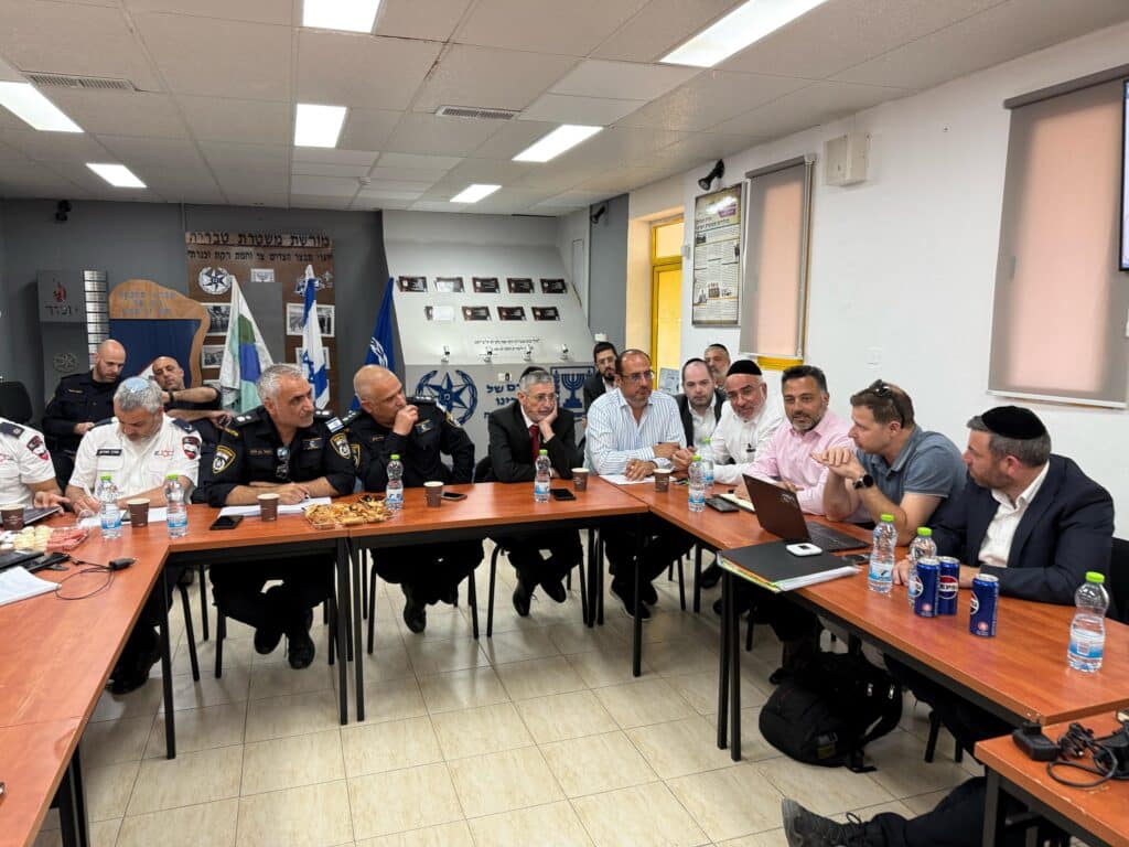 כמאה אלף איש צפויים להגיע להילולת רבי מאיר בעל הנס בטבריה כמאה אלף איש צפויים להגיע להילולת רבי מאיר בעל הנס בטבריה