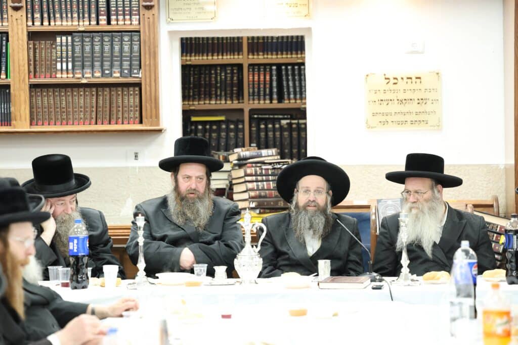 בראשות האדמו"ר: בצאנז טשאקאווע ערכו הילולא ל-'דברי חיים'