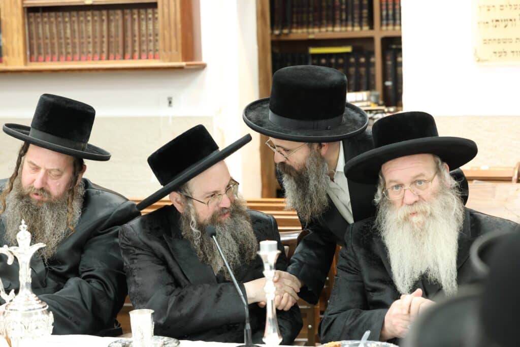 בראשות האדמו"ר: בצאנז טשאקאווע ערכו הילולא ל-'דברי חיים'