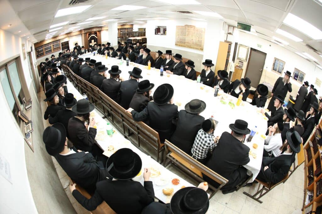 בראשות האדמו"ר: בצאנז טשאקאווע ערכו הילולא ל-'דברי חיים'