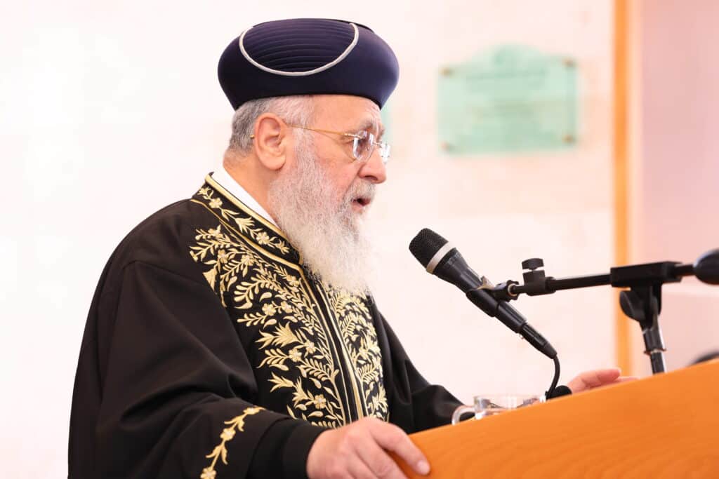 אשדוד: הראשון לציון מסר שיעור הלכתי ואפה מצות מצווה