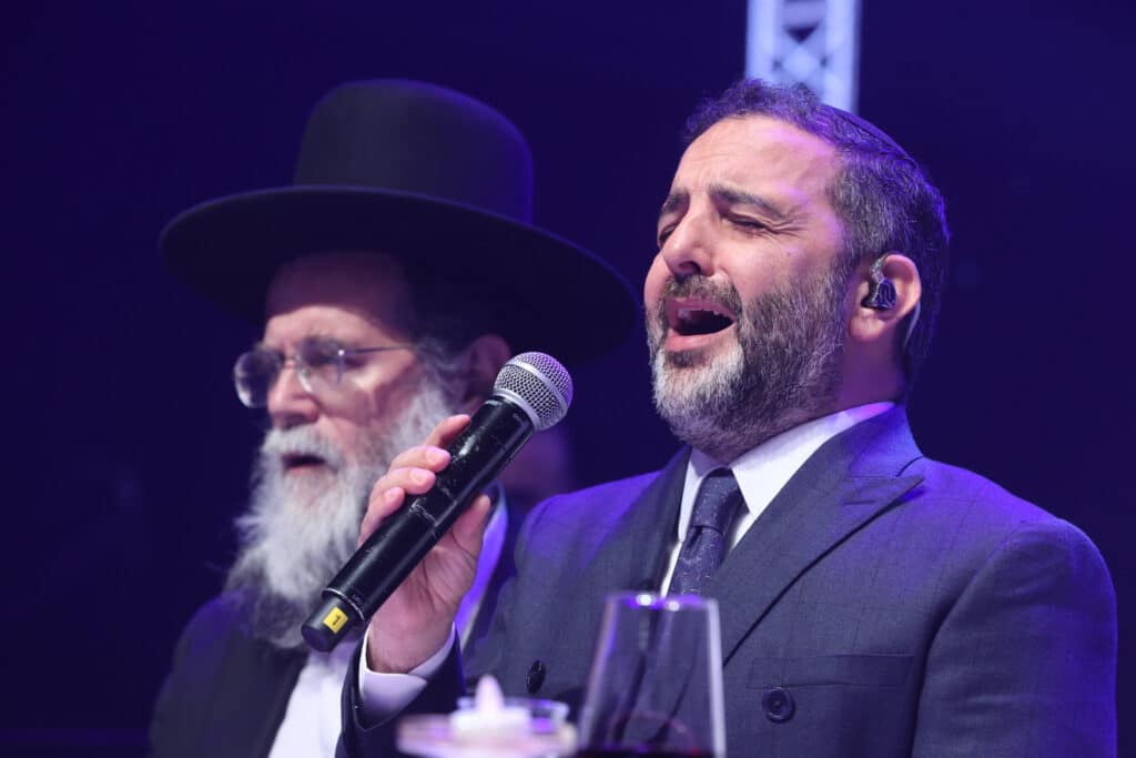 המגיד מישרים וגדולי הזמר קיימו ערב הכנה לליל הסדר