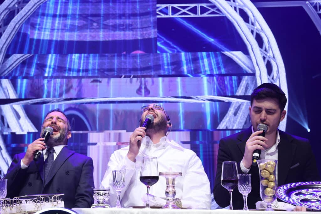 המגיד מישרים וגדולי הזמר קיימו ערב הכנה לליל הסדר