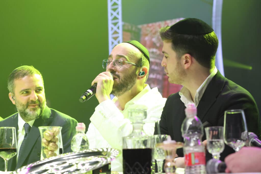 המגיד מישרים וגדולי הזמר קיימו ערב הכנה לליל הסדר