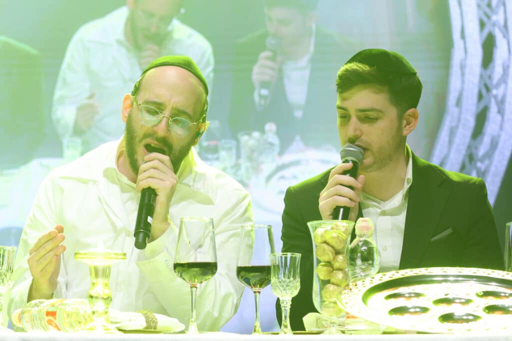 המגיד מישרים וגדולי הזמר קיימו ערב הכנה לליל הסדר