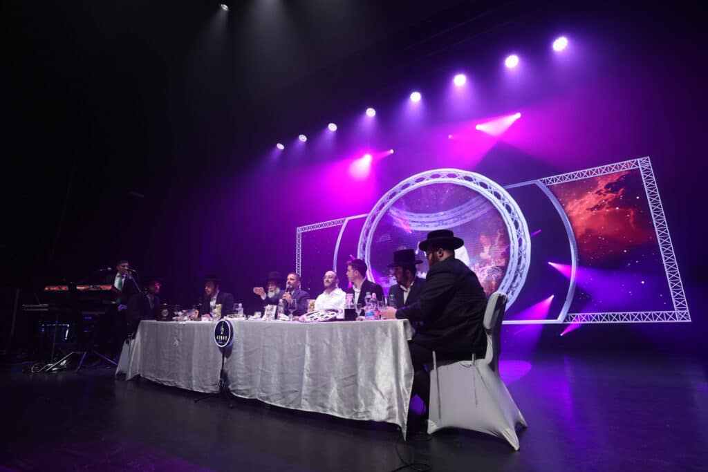 המגיד מישרים וגדולי הזמר קיימו ערב הכנה לליל הסדר