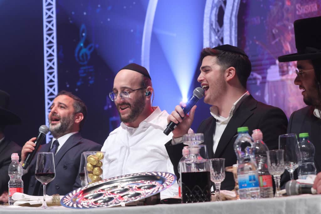המגיד מישרים וגדולי הזמר קיימו ערב הכנה לליל הסדר