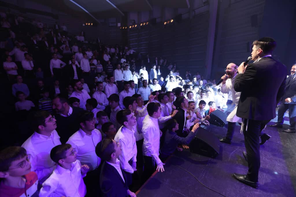 המגיד מישרים וגדולי הזמר קיימו ערב הכנה לליל הסדר